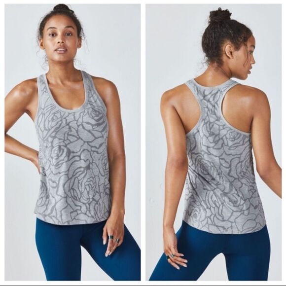 Fabletics Adventura Tank Shirt Top in Grey Heather Rose Velvet Medium - Picture 1 of 3